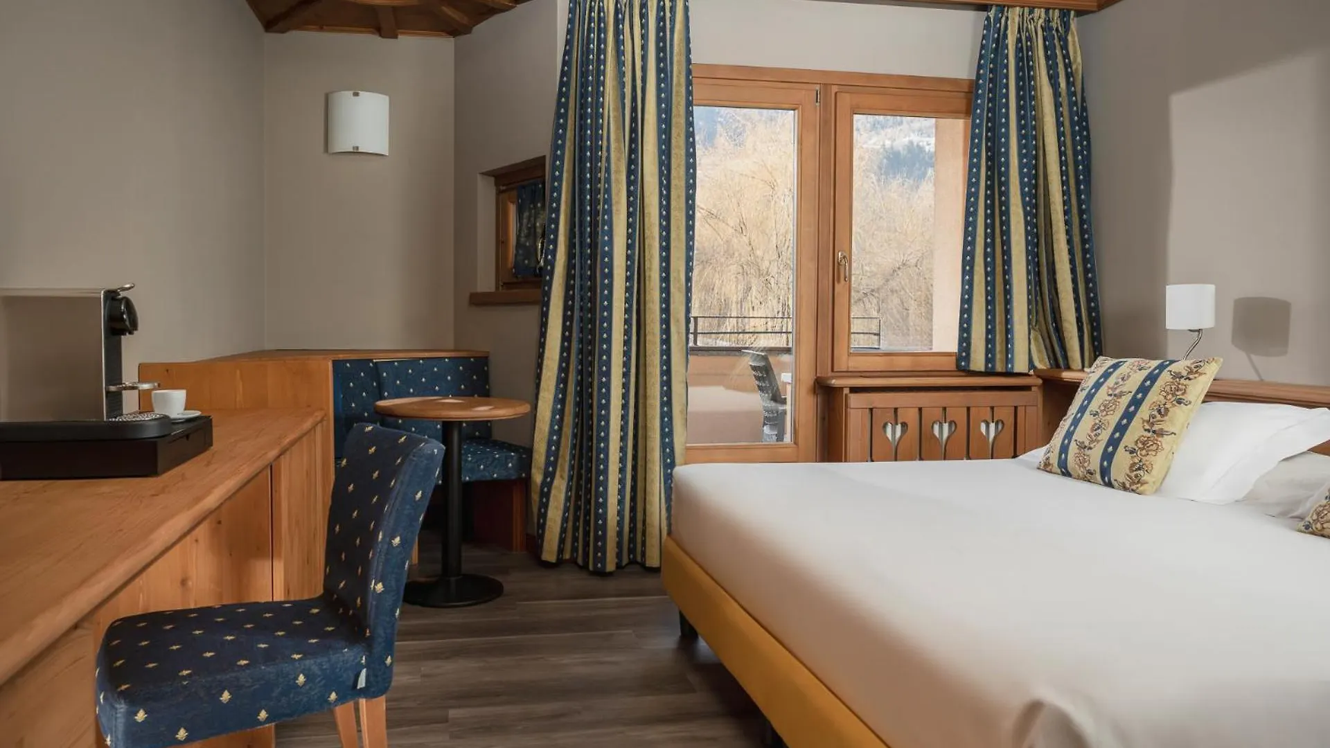 Miramonti Park Hotel بورمْيو