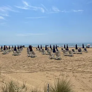 https://malibu-apartments.hotelinveneto.com