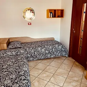 https://casa-di-mary.hotelitalianriviera.com