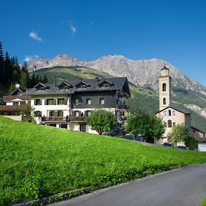 Cardo Hotel